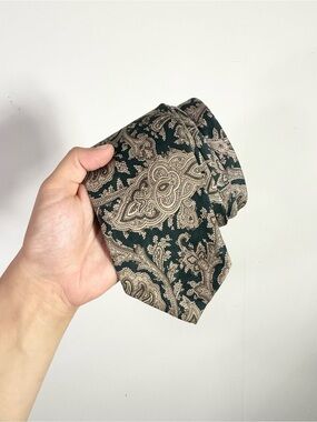 Oscar de la Renta Couture Teal Tan Paisley Tie